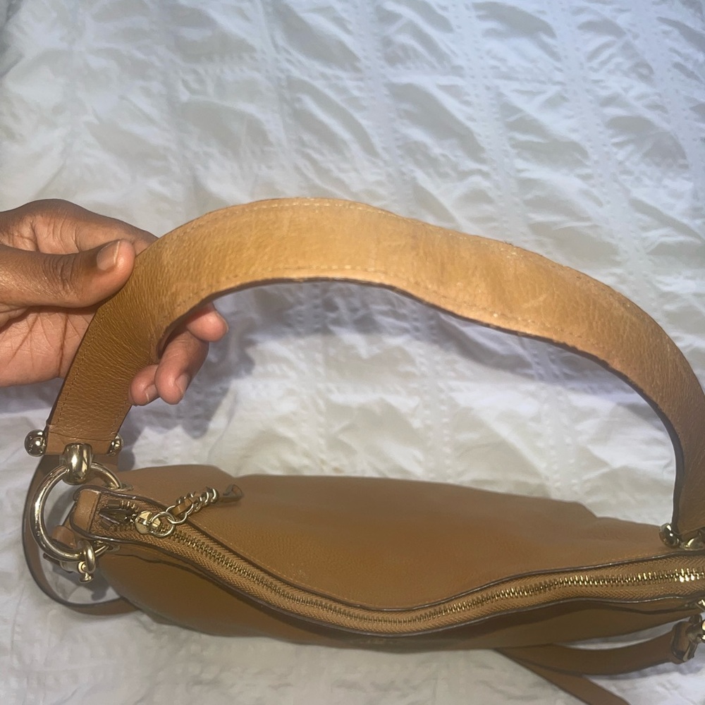 USED! Coach Peanut Color Shoulder Handbag - Picture 4 of 4